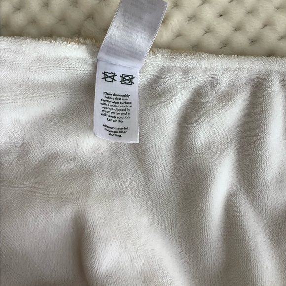 Carters Plush Giraffe Lovey Security Blanket With Pacifier Holder - Picture 10 of 10